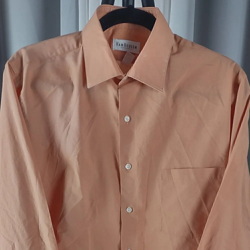 Van Heusen Men's Orange Cotton Blend Button Down Size Large 16 (34-35)